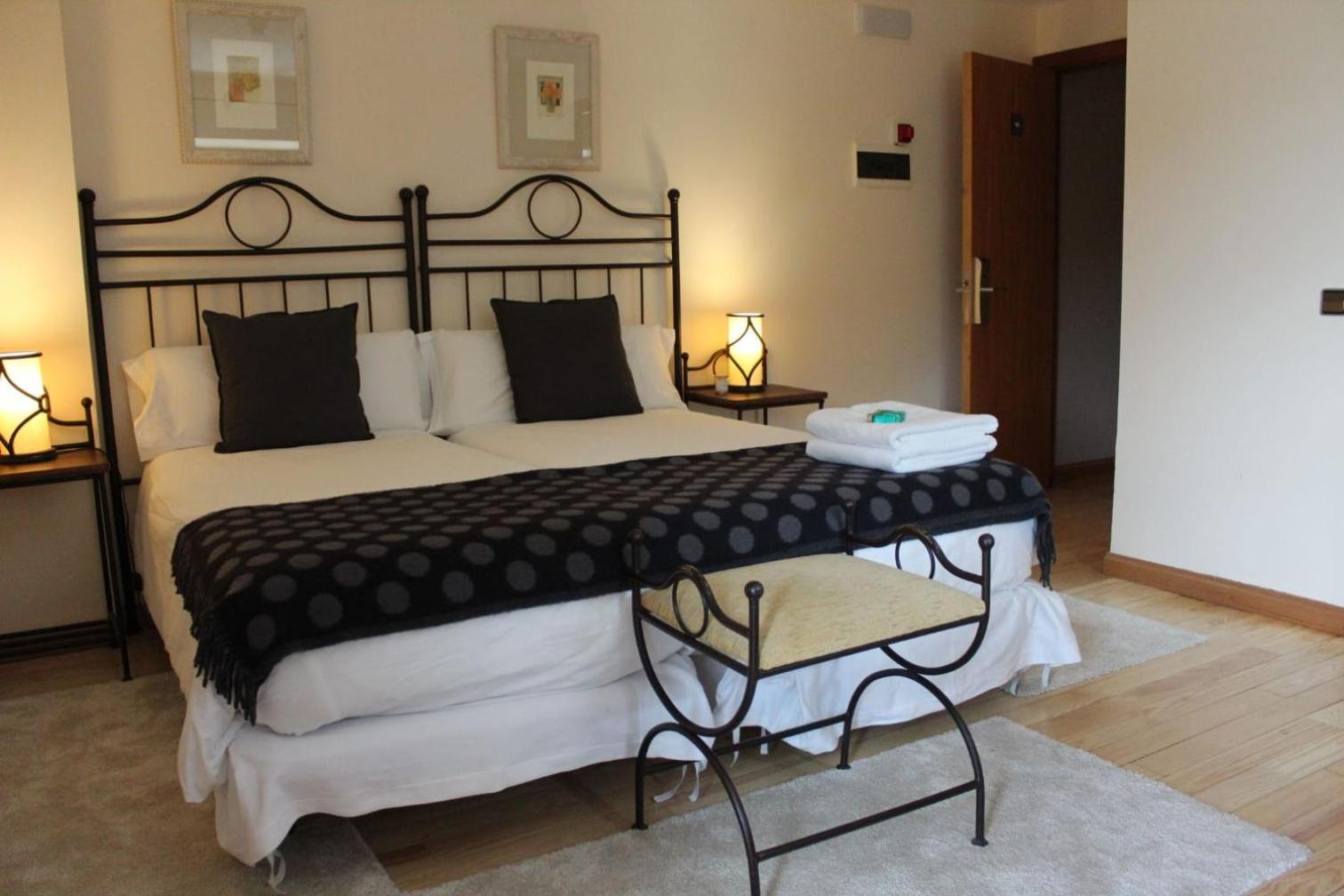 Corzo Hotel Серседилья Экстерьер фото